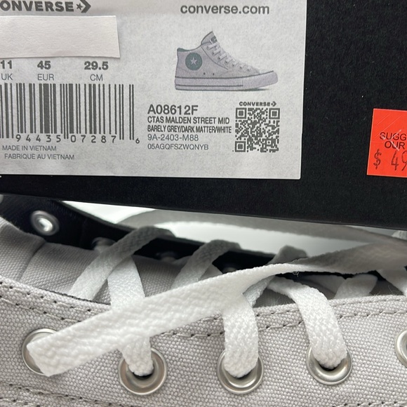 Converse Men’s CTAS MALDEN STREET MID
BARELY GREY/DARK MATTERWHITE A08612F Snkrs - Picture 16 of 16